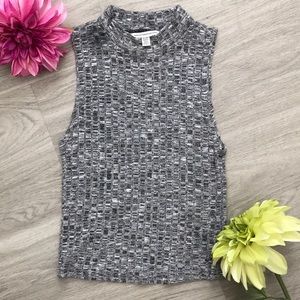 COPY - 🦅AE Sweater Tank- XS